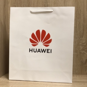 Huawei pap&iacute;rt&aacute;ska